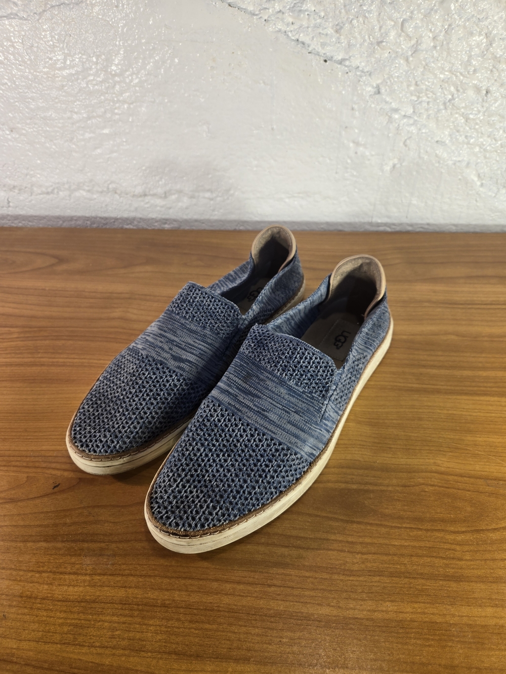 UGG Shoes Womens 10 Blue Knit Slip On Casual Sneakers Walking Summer Comfort